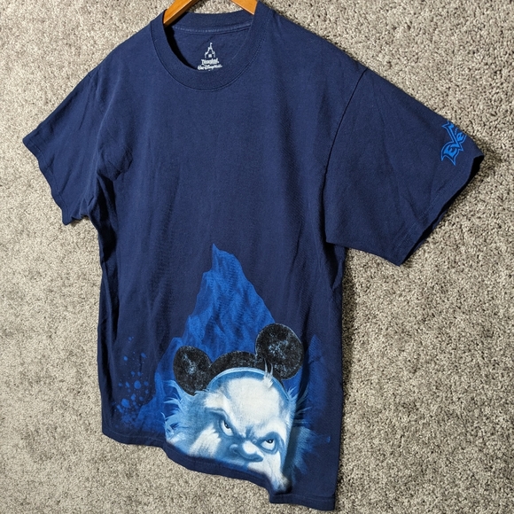 Disney Land Resort Expedition Everest T-shirt Size M - Picture 2 of 7